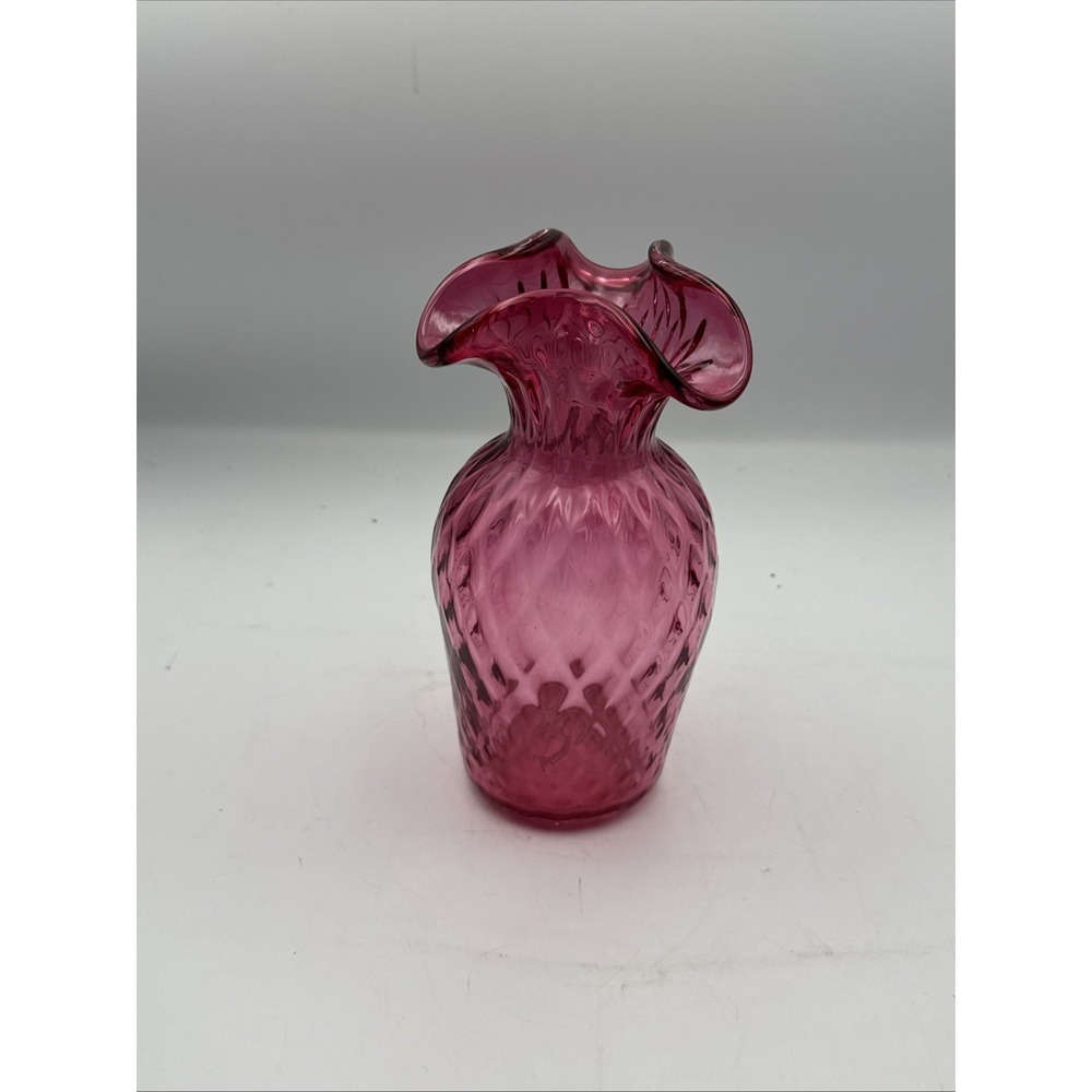 Vintage Hand Blown 8" Cranberry Glass Vase w/ Scalloped Rim & Diamond Pattern - Picture 14 of 14